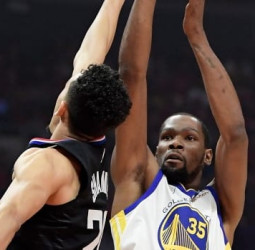 Los Warriors vuelve a su particular rodillo ante los Clippers (132-105) [2-1]