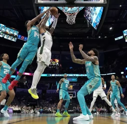 Los Bucks confirman su mejoría