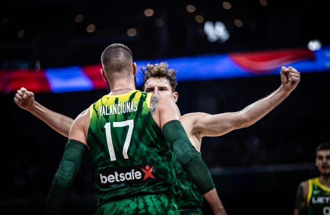 Lituania enseña el camino para el que quiera derrotar a los USA (104-110)