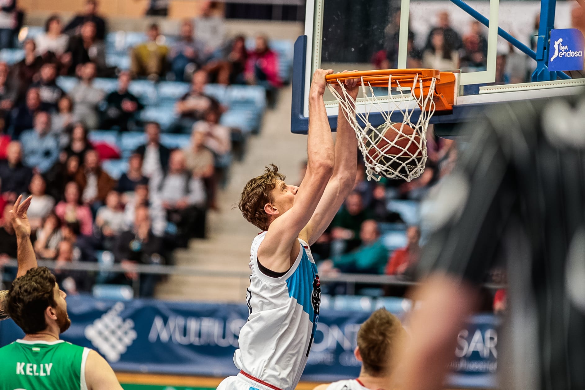 Monbus Obradoiro, sin problemas ante el Real Betis Energía Plus (89-70)