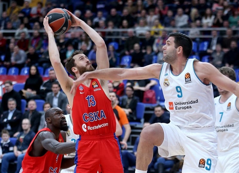 El Real Madrid se queda cerca de la remontada en Moscú (93-87)