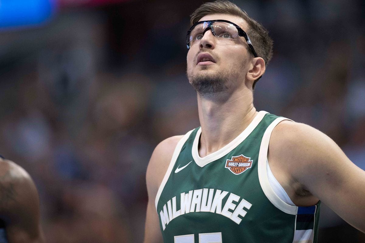 Los Milwaukee Bucks renuncian a Mirza Teletovic para fichar a Brandon Jennings