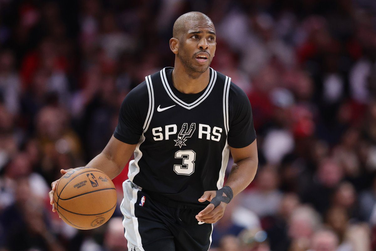 Chris Paul, en el radar de Milwaukee como posible fichaje de urgencia