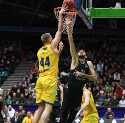 El Dreamland Gran Canaria se impone con gran autoridad al Slask Wroclaw (68-92)