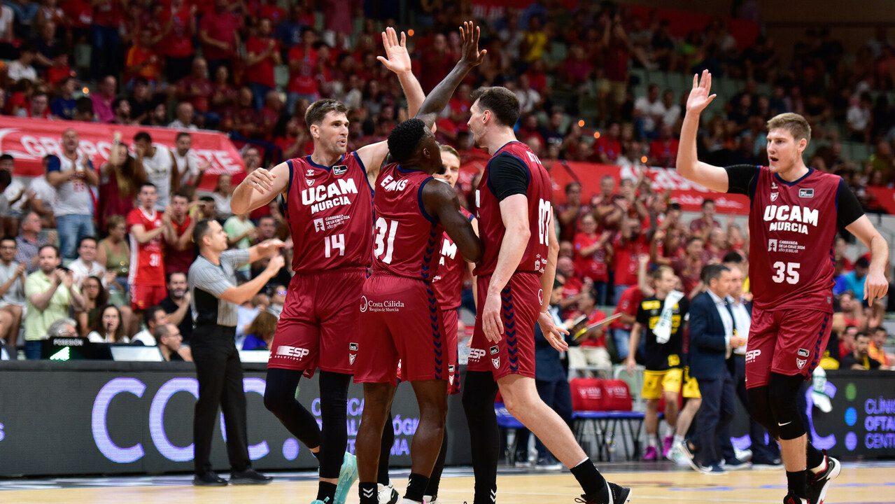 El UCAM aplasta al Lenovo con un 21-0 en el inicio del último cuarto (80-68)