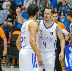 Un triple de Heurtel en el último segundo da la victoria ante el Urbas Fuenlabrada (85-88)