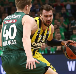 Fenerbahce asalta el Zalgirio (57-66) y se adelanta en la serie de nuevo [2-1]
