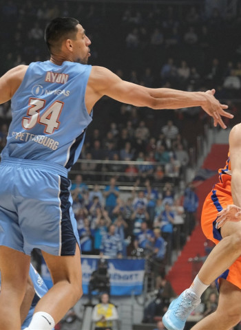 El Valencia sigue sumando victorias y entra en la zona de playoffs (81-86)
