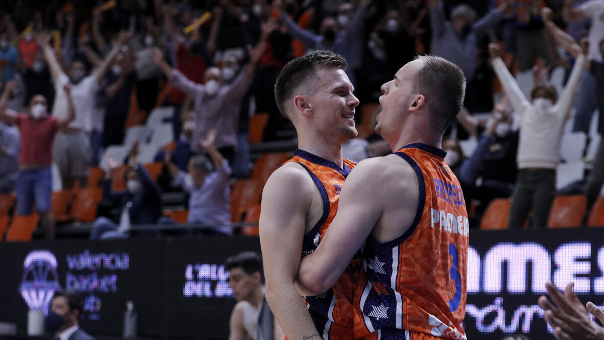 Valencia reencuentra su intensidad y arrolla al mermado Real Madrid (85-67)