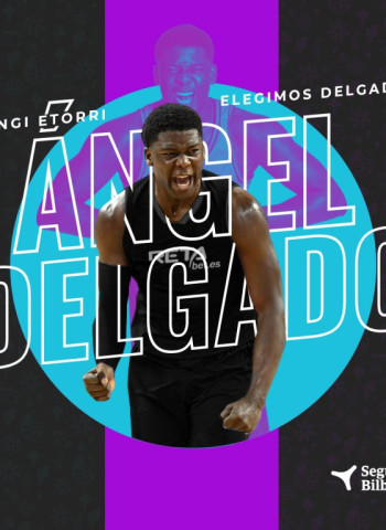 Ángel Delgado se convierte en hombre de negro