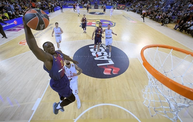 Sanders marca la diferencia frente al Brose Baskets (81-66)