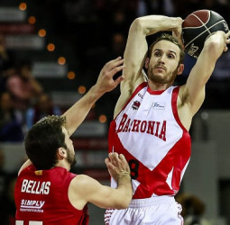 Tecnyconta Zaragoza derrocha orgullo ante la adversidad (74-98)