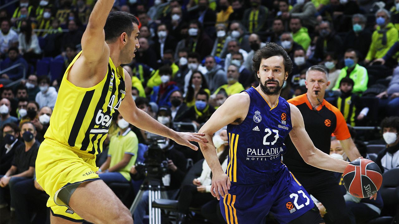 Derrota del Real Madrid en la cancha del Fenerbahce (66-51)