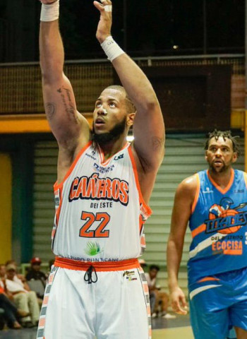 Jonathan Araujo intentará convencer al Río Breogán