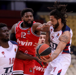 TD Systems Baskonia asalta El Pireo (76-90)