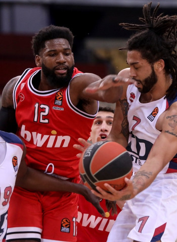 TD Systems Baskonia asalta El Pireo (76-90)
