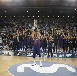 Svetislav Pesic llegó a tiempo y FC Barcelona Lassa ganó la Copa del Rey (90-92). Heurtel MVP