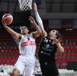 Trey Kell, nuevo jugador del Armani Milán