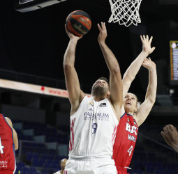 El Real Madrid cierra la semana con pleno de victorias (100-78)