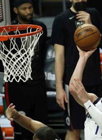 [3-4] Los Suns son humillados ante unos Mavericks finalistas de conferencia (123-90)