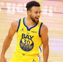 Stephen Curry entra en el "club de los 60"