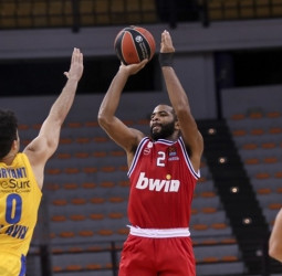 Disfruta de las mejores jugadas de la jornada 4 de la Euroleague