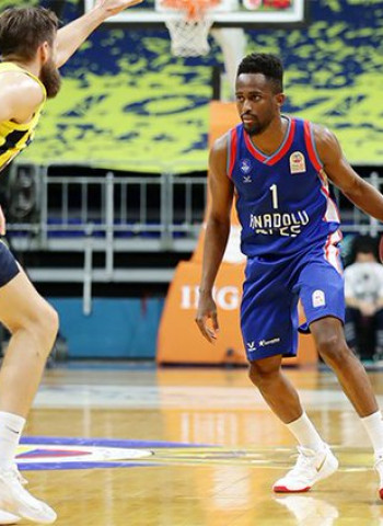 El Anadolu Efes gana la liga turca de forma inapelable