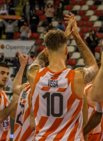 Leyma Coruña: La defensa consigue la primera