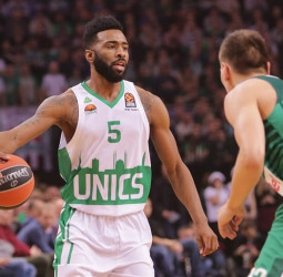 Langford reconoce que le encantaría jugar en el Olympiacos