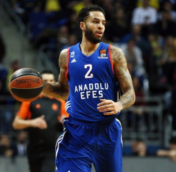 Tyler Honeycutt regresa al Khimki