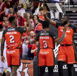 Un Covirán incontestable sigue haciendo del Palacio un fortín (88-67)