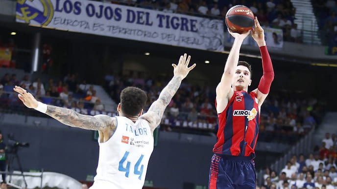 Matt Janning, récord de triples sin fallo en un partido del Playoff Final