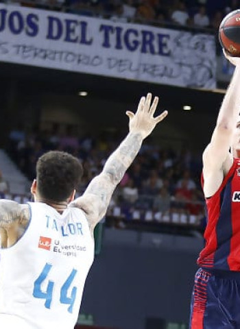 Matt Janning, récord de triples sin fallo en un partido del Playoff Final