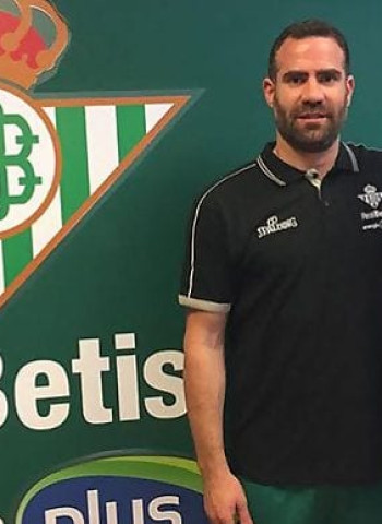 Carlos Cabezas, refuerzo bético hasta final de temporada