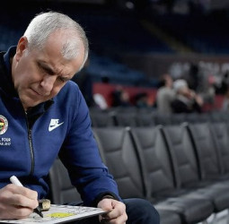 Zeljko Obradovic, nueve Euroligas con cinco equipos diferentes