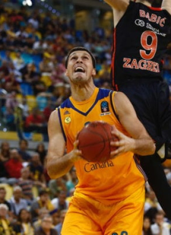 Darko Planinic ficha por el Dinamo Sassari