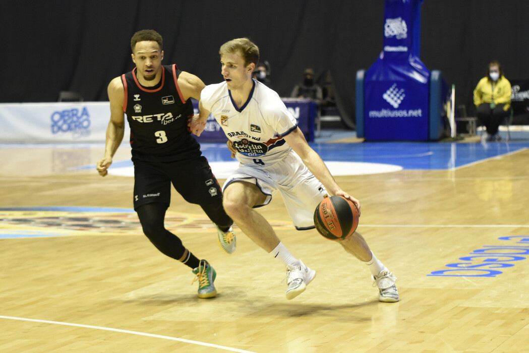 El Monbus Obradoiro reanudará su largo parón con victoria (80-72)