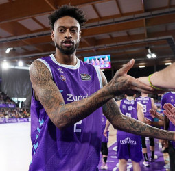 Greg Whittington refuerza al VEF Riga