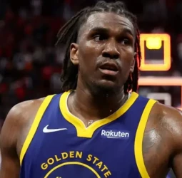 Kevon Looney no tiene asegurada su continuidad en los Warriors