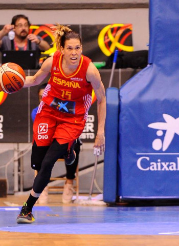 España rompe con carácter el muro turco (58-55)