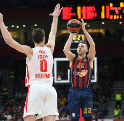 KIROLBET Baskonia se lleva la victoria en Belgrado (64-72)