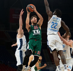 TD Systems Baskonia cae ante el Zenit (70-77)