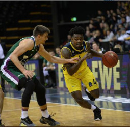 El Unicaja pierde ante el Oldenburg alemán (91-78)