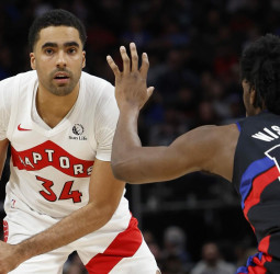 Jontay Porter sancionado de por vida por sus apuestas deportivas