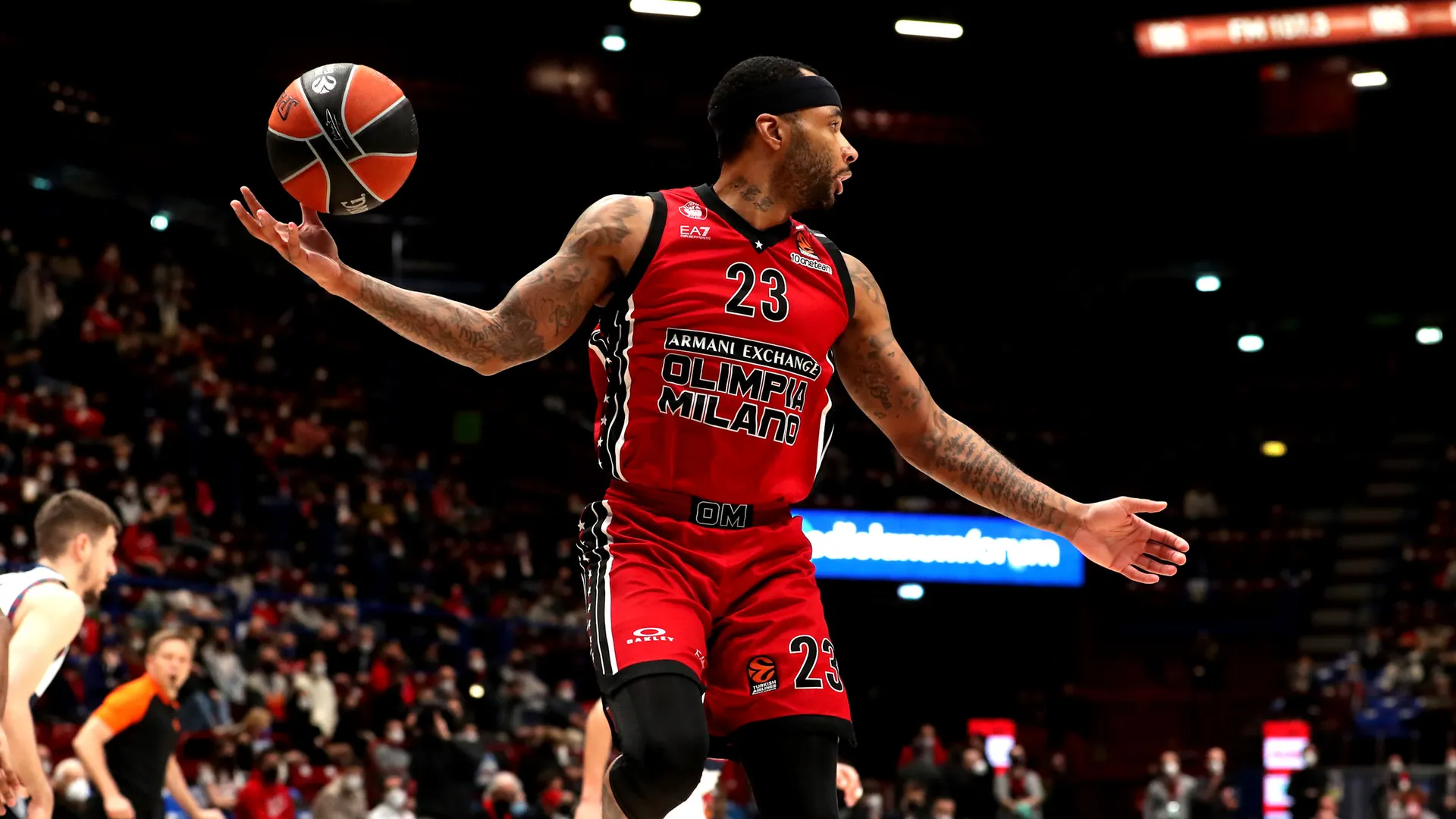 Copas: Milan y Efes irrumpen en semifinales