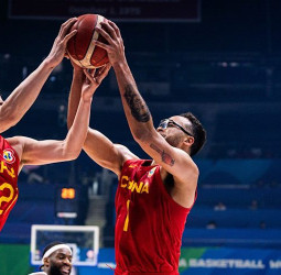 China se recupera para vencer a Angola (83-76)