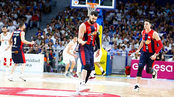KIROLBET Baskonia y sus tres títulos de Liga Endesa