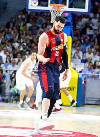 KIROLBET Baskonia y sus tres títulos de Liga Endesa