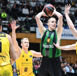 La Liga Endesa vuelve con visita al Santiago Martín