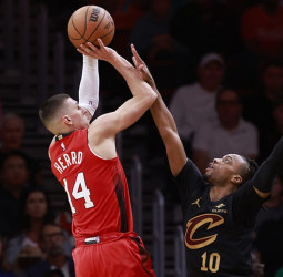 Los Lakers intentaron fichar a Tyler Herro antes de renovar a Austin Reaves